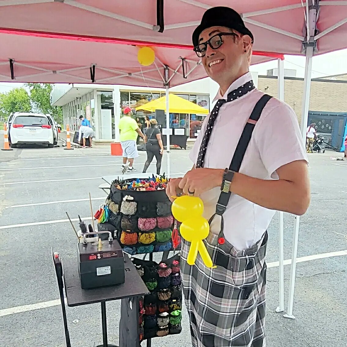 topherclown's tweet photo. A blast was had by all at the @kdkmitsubishi Carnival today!
#FlowerEntertainment https://t.co/dOO1lu9L3Y