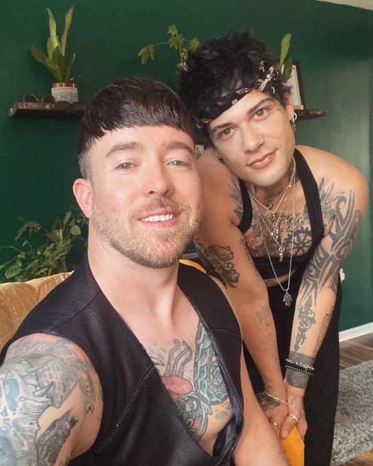 ❤️ https://t.co/FbYcKGm6qg