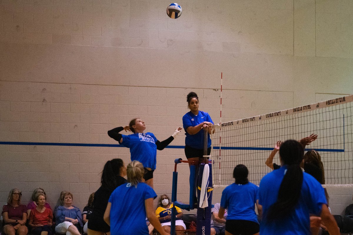 First scrimmage ✔

#BelleYeah