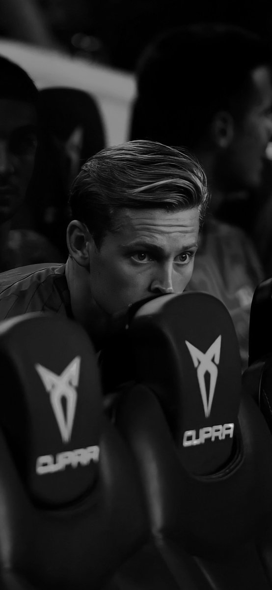 iAbed10's tweet photo. B&W
#FrenkieDeJong 4K Wallpapers
#FCB - #FCBarcelona - #FCBRVC https://t.co/LM4VviZjGN