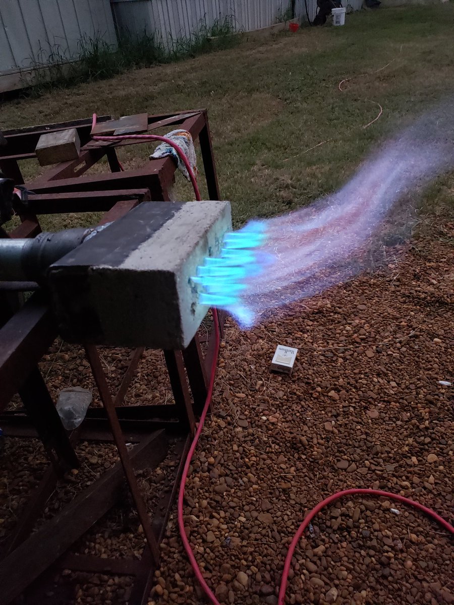 DavidMc411's tweet photo. New forge build, hopefully everything goes together well and be forging again soon as it cools down a little. Fuck this Texas heat https://t.co/2xJmtdhP9G