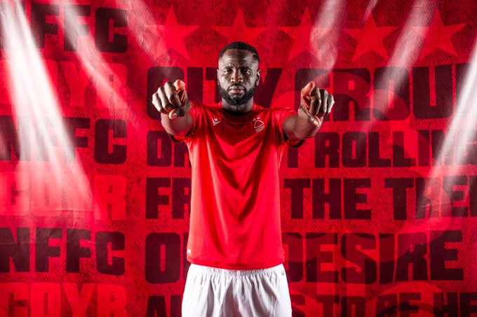 Cheikhou Kouyaté poses for the camera.