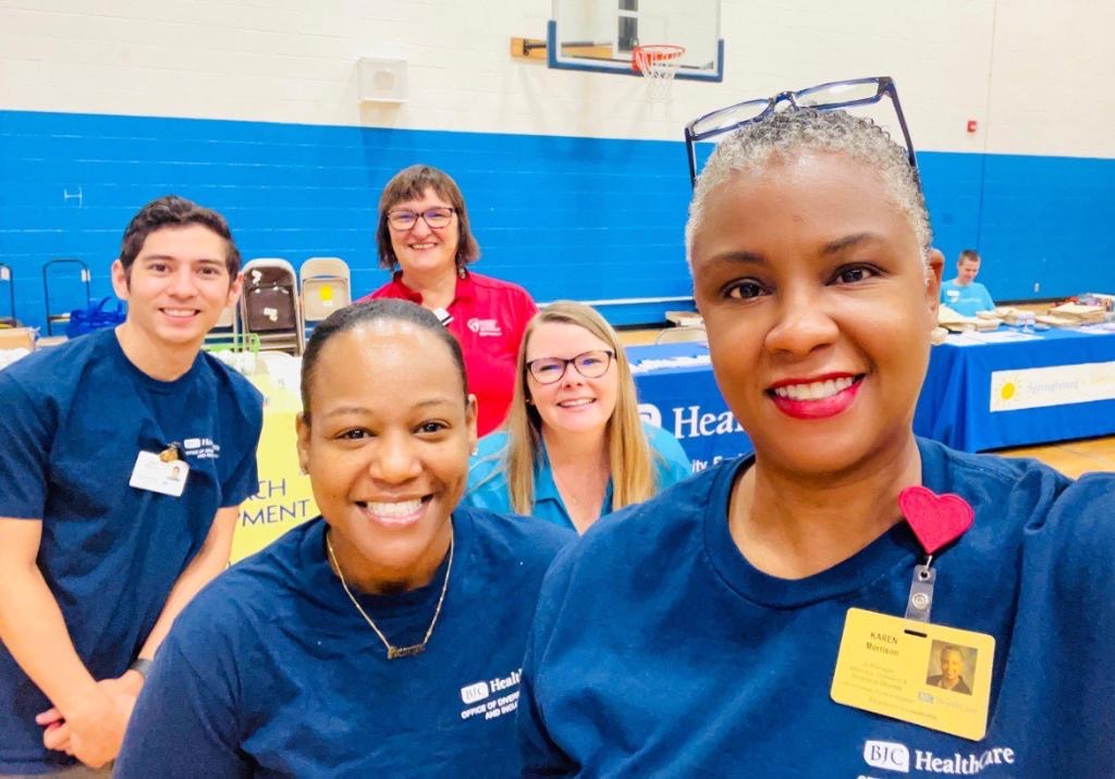 BJCCareers's tweet photo. BJC HealthCare Office Of Diversity, Equity &amp; Inclusion (ODEI) and Community Health Improvement Department (CHI), worked together at Vashon High School for the first annual Enrollment &amp; Resource Fair. 

We have exceptional team members representing BJC! 💚 💙

#ThisisBJC #stl https://t.co/cesWwGrvpT