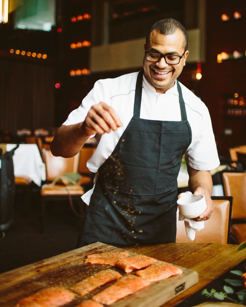 Saranellos's tweet photo. Join us next Saturday, August 20th for a cooking class with Chef Mychael Bonner! Chef Bonner will be showing you how to cook dishes that will be featured on our menu every Sunday starting August 28th through the end of September. Get your tickets at the link in our bio! https://t.co/561JN3scGK