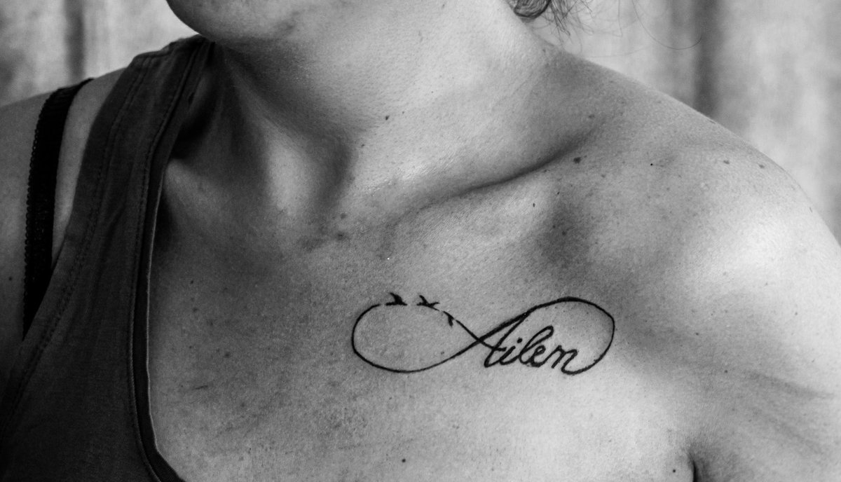 KiboInk's tweet photo. https://t.co/emNGD0CO5R.  #bwtattoo #ink https://t.co/017ofIC3ZD