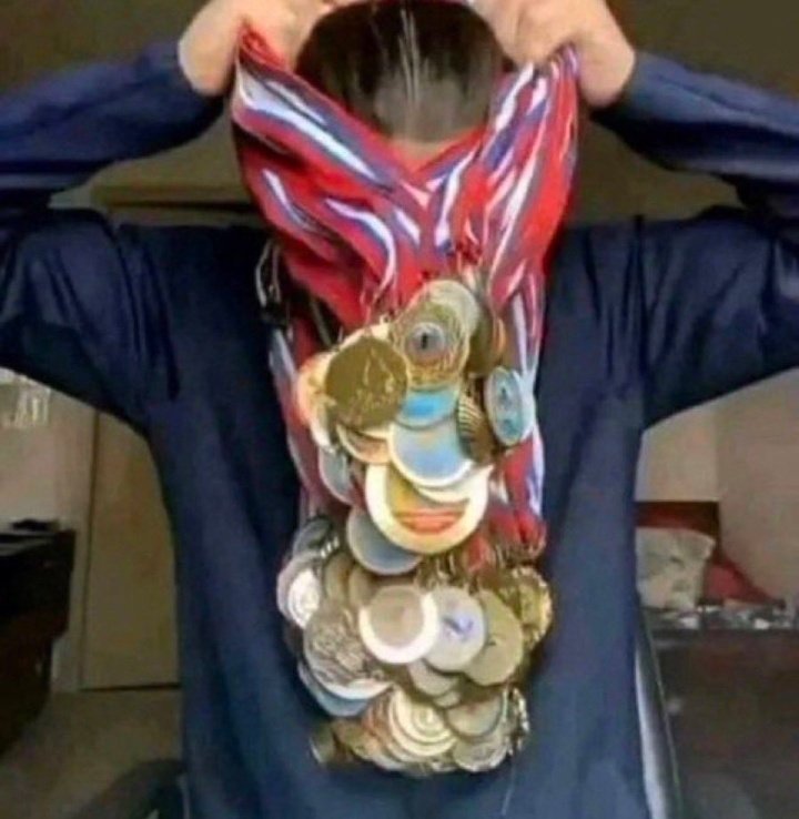 Cazorpp's tweet image. Moi si râler était un sport :