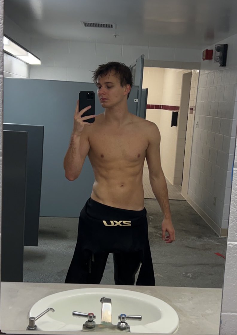 Nick Novak on Twitter: "Back to training. https://t.co/DTxrDR4NgZ" / Twitter