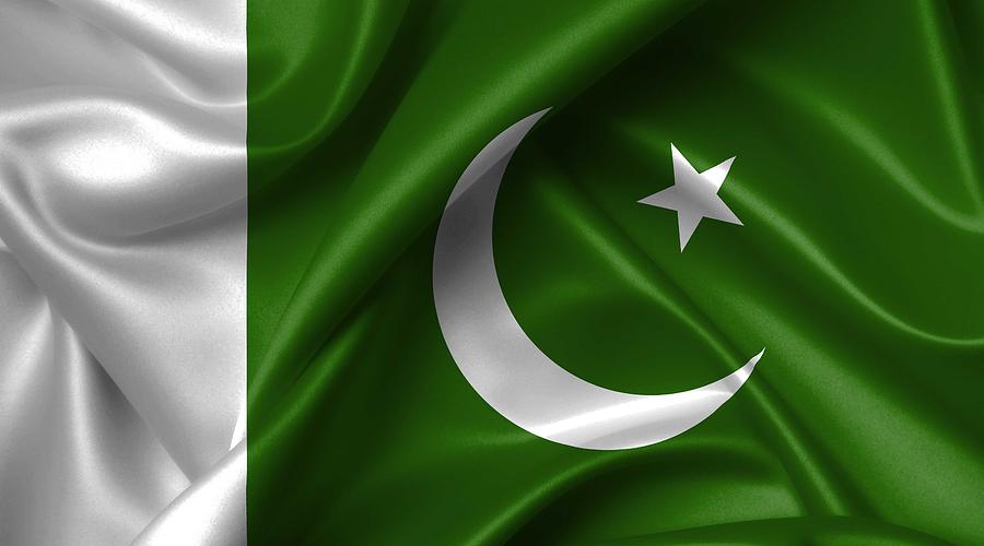 FardeenJawed's tweet photo. Happy Independence Day to all the Pakistanis ❤️🇵🇰

Remember we got up after the "Aps tragedy", we got up after the 2005 Earthquakes, we got up after the deadly 2010 flood, been victims of terrorism and poverty, yet we stood up and faced the world each time.

#IndependenceDay https://t.co/nuYhxHn11F