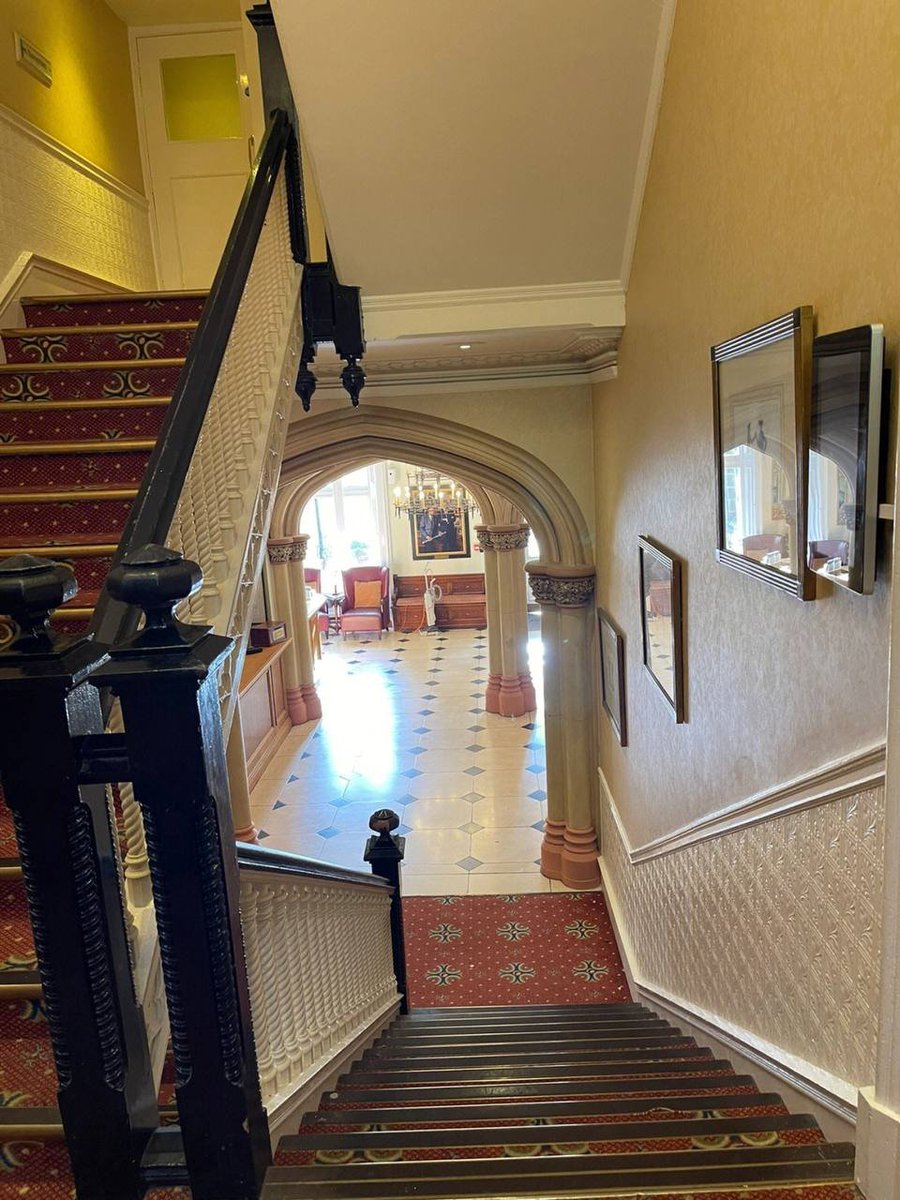 maane_1218's tweet photo. The Marriott Hotel is amazing! https://t.co/TGd0ckUuNS