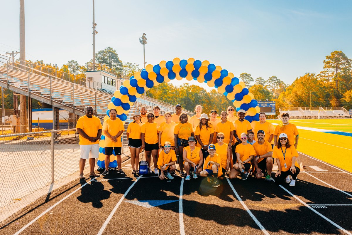 ChapelHill_ISD's tweet photo. CH Community,
Thank you for being part of a great cause led by the CHISD Education Foundation. We're blessed to have dedicated volunteers and a caring community. Your investment in our teachers will directly impact students. 
Photos by Kati Elizabeth Photography #ColorFunRun https://t.co/Gpes8yL6Jw