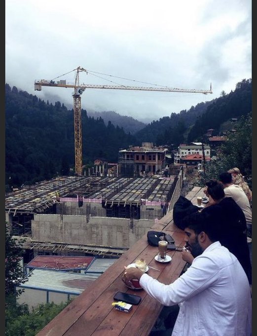 Eşsiz doğa harikası Ayder'in
     Öncesi                    /          Sonrası