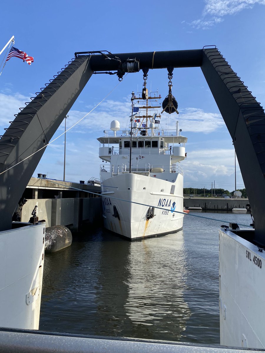 robertlogan504's tweet photo. Nancy viewed from the back deck of the Pisces https://t.co/7qlpnQC2Cl