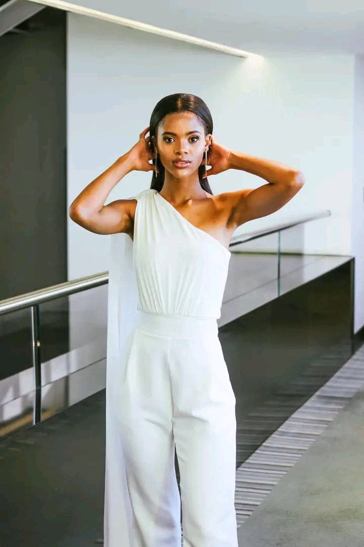 elpayasaa's tweet photo. congratulations ndavi, you've made us all proud . you were a force to be reckoned with tonight, that crown was undeniably yours.  

i cannot wait to watch your journey as miss sa &amp; i'm wishing you the best from today &amp; beyond. let's get our fourth miss universe title, yeah? ❤️❤️ https://t.co/tTKjvK3Skq