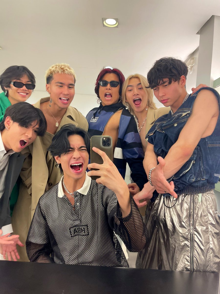 NorthStarBoys7's tweet photo. Our mood now that SUNSHINE is finally yours. You can stream our new single on all the platforms where you listen to music. Link in bio! #NSBSUNSHINE https://t.co/D8k4hSleDa