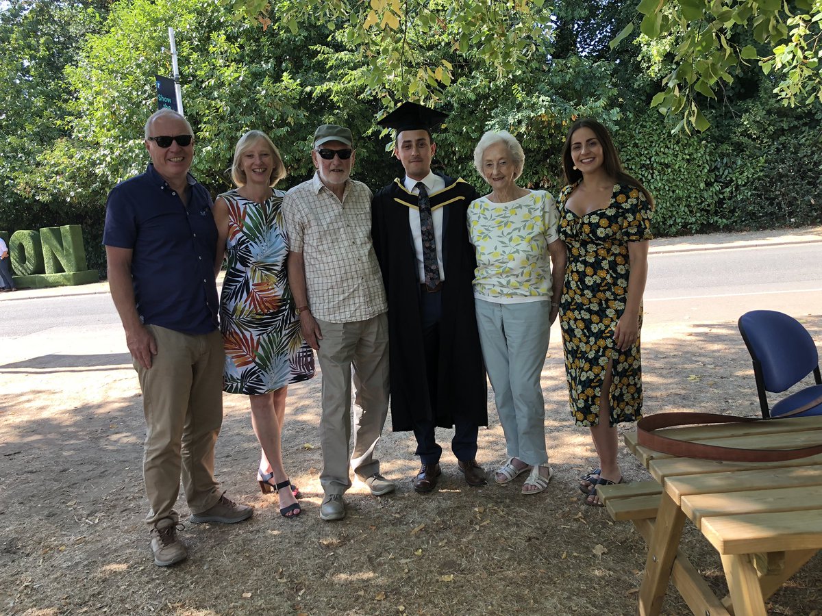 juliacurtis33's tweet photo. Very proud mum day Dr Sam -finally your graduation in person xxx @jonathonscurtis https://t.co/eFJkiZMfbE