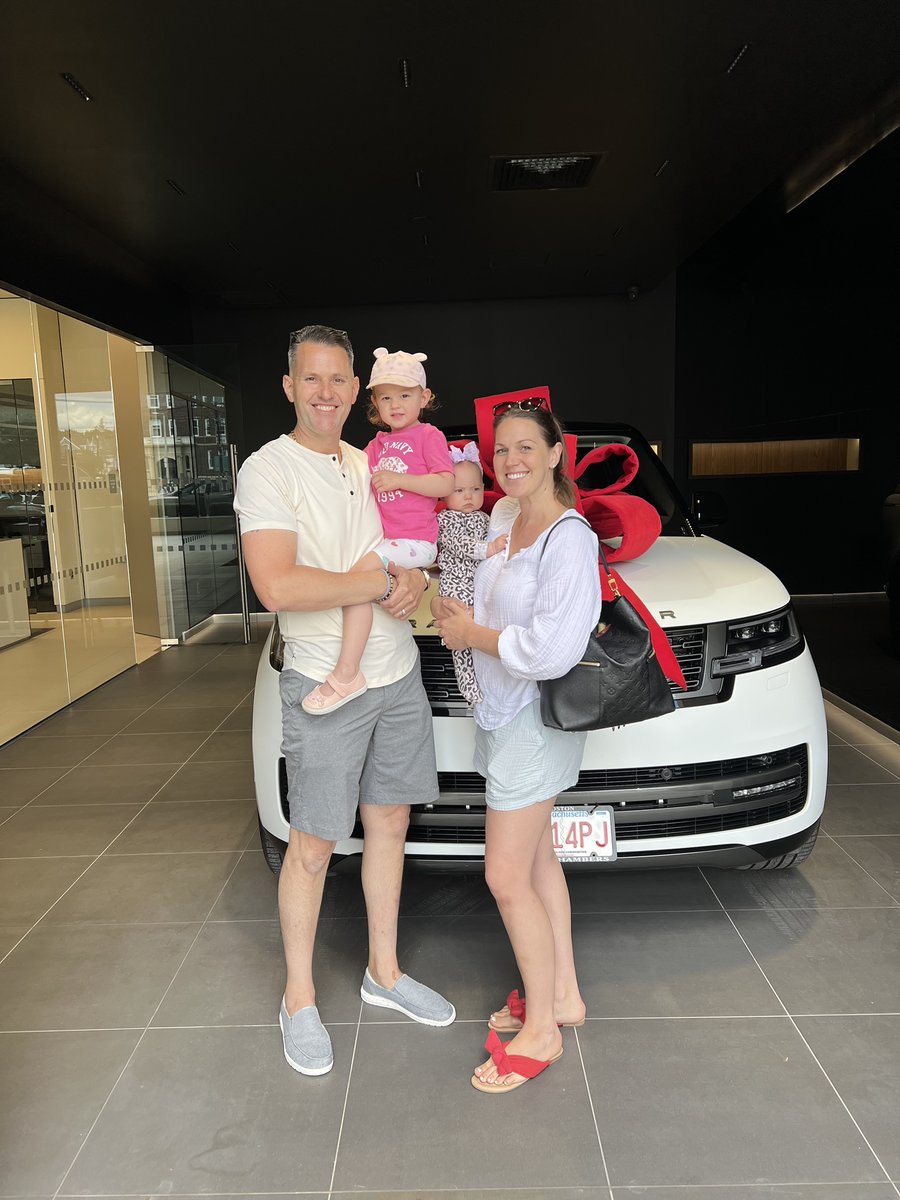 JLR_Boston's tweet photo. It’s always a good time when friends stop by to pick up their brand new Range Rover! Congrats guys, enjoy the ride. Thanks so much for trusting us with your time and your business 😊🚙

 #Rangerover #rangeroverlife #jlrboston #theherbchamberscompanies https://t.co/XKKv2DkEqE