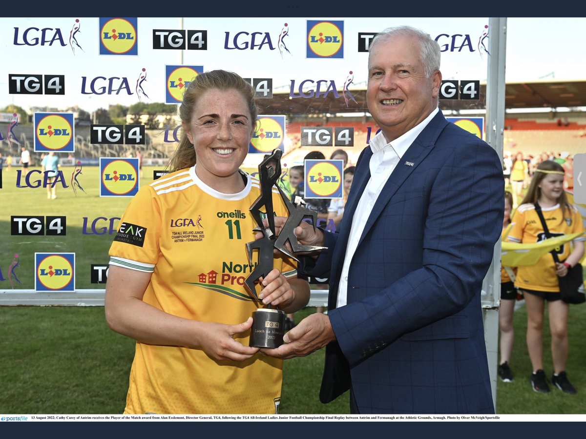 Cargin_Gac's tweet photo. Massive congratulations to all the @AntrimLGFA team and management on winning the All Ireland final today!! Especially Cathy, Maria and Sarah we are so proud of you all. Well done Cathy on her player of the final award too! Fully deserved… 👏🏼👏🏼👏🏼 Enjoy the celebrations! 💪🏼🟡⚪️ https://t.co/X2AvDjrhSh