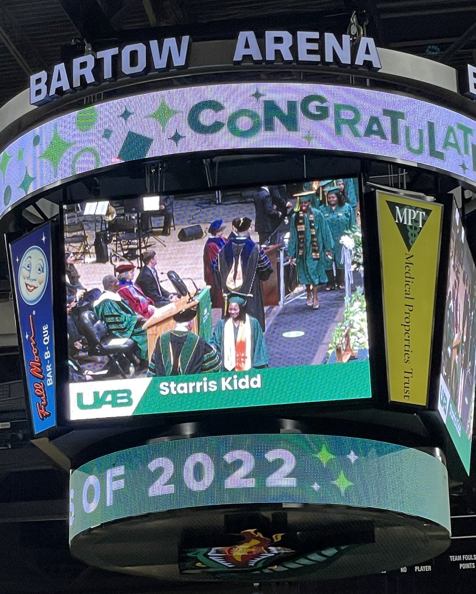 Ms. Patterson’s English tweet media