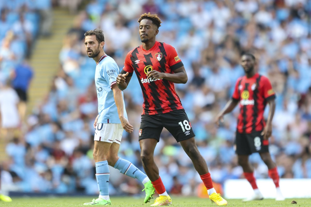 𝟮𝟬𝟭𝟰: Conference Premier
𝟮𝟬𝟭𝟱: Conference South
𝟮𝟬𝟭𝟲: Isthmian League
𝟮𝟬𝟭𝟳: League Two
𝟮𝟬𝟭𝟴: League One
𝟮𝟬𝟮𝟬: Championship 
𝟮𝟬𝟮𝟮: Premier League

What a journey it has been for Jamal Lowe, seven leagues ticked off 👏