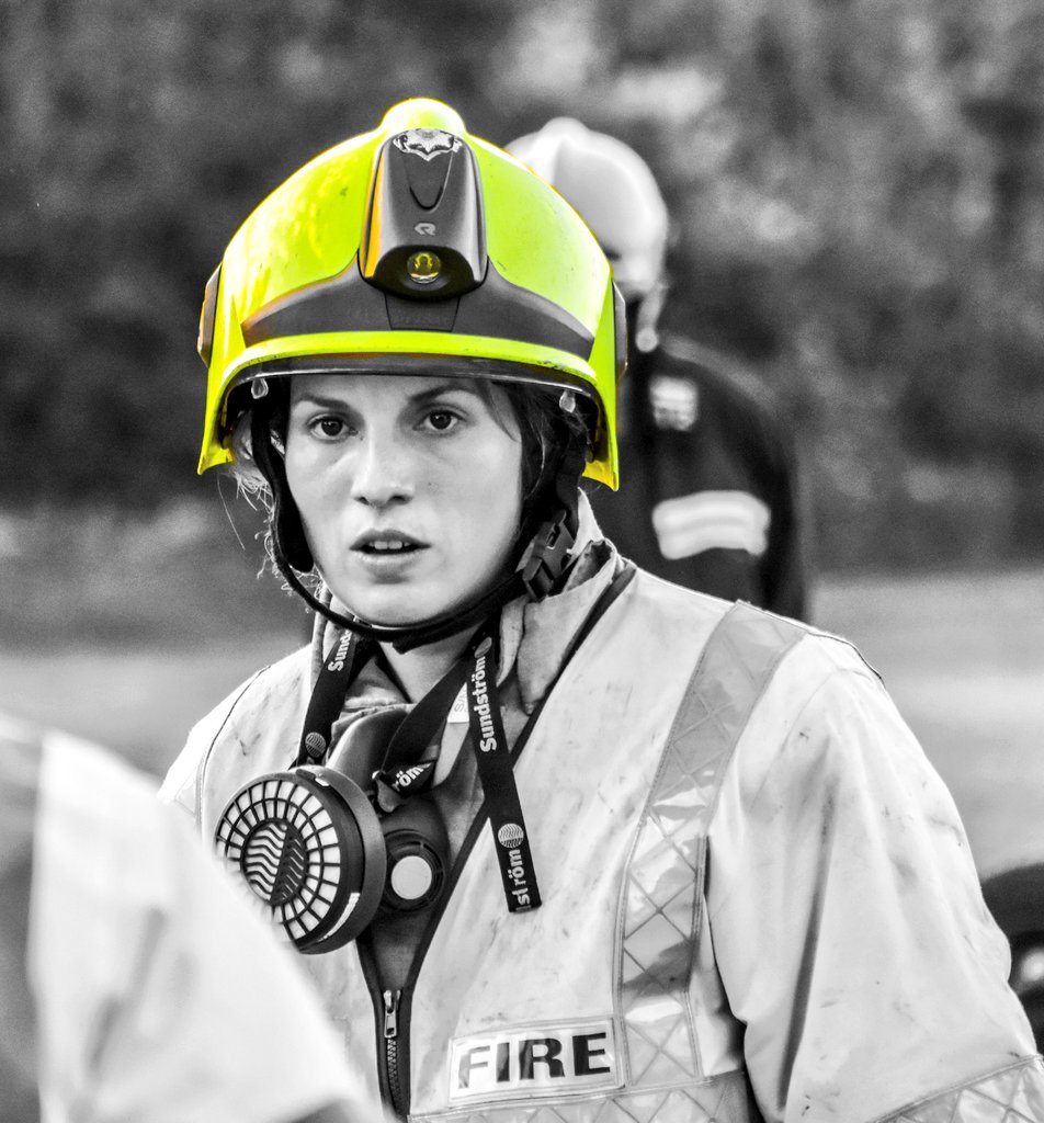 Firesnapper999's tweet photo. “Service to others is the rent you pay for your room here on Earth.” – Muhammad Ali
#CommunityFirefighters #CommunityCoppers #JoinOurBlueLightFamily #MakeADifference https://t.co/N1nupUZHiv
