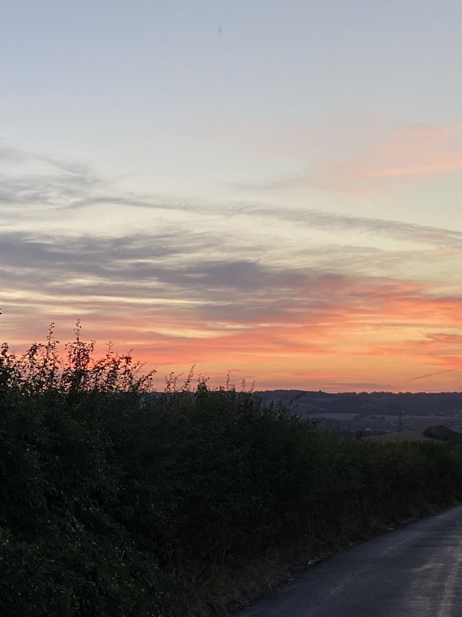J_Critcher's tweet photo. #NursesActive #CCCUnursesactive cooled down enough for a πΆπ»ββοΈgreeted with beautiful sunset https://t.co/cEmiDj86bn