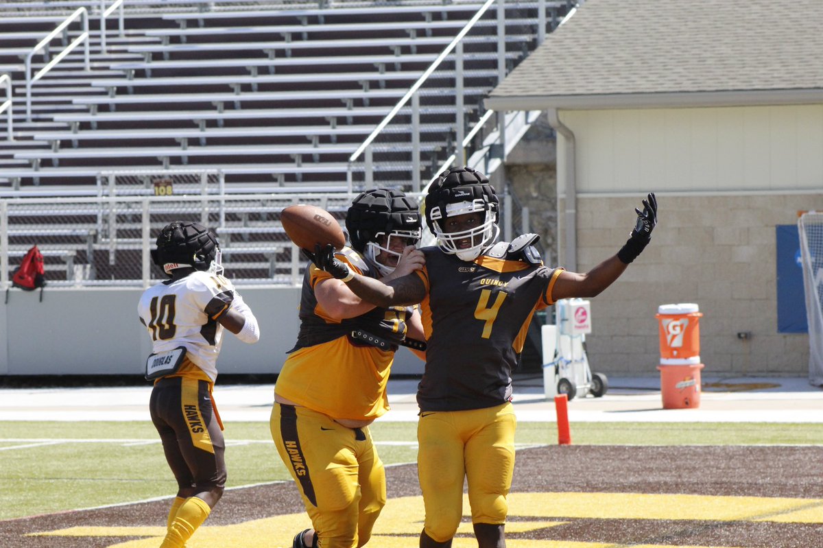 QUHawksFootball's tweet photo. First scrimmage this fall:✅
First week of camp:✅ 
Getting better everyday:✅ 

#PEWAV #FFF #HOLDtheROPE https://t.co/BI8tEIuSmQ