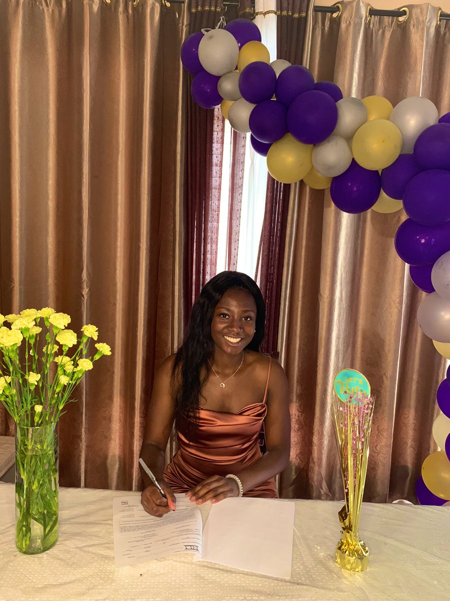 iamarenei's tweet photo. Truly blessed to be able to announce my commitment to Alcorn State University! Thank you to everyone who has been apart of this long journey towards this incredible opportunity to play Division 1 basketball🙏🏾💜💛 #thankful #futureawaits #wbb #Year1 #gobraves https://t.co/s5DuIP3E3c
