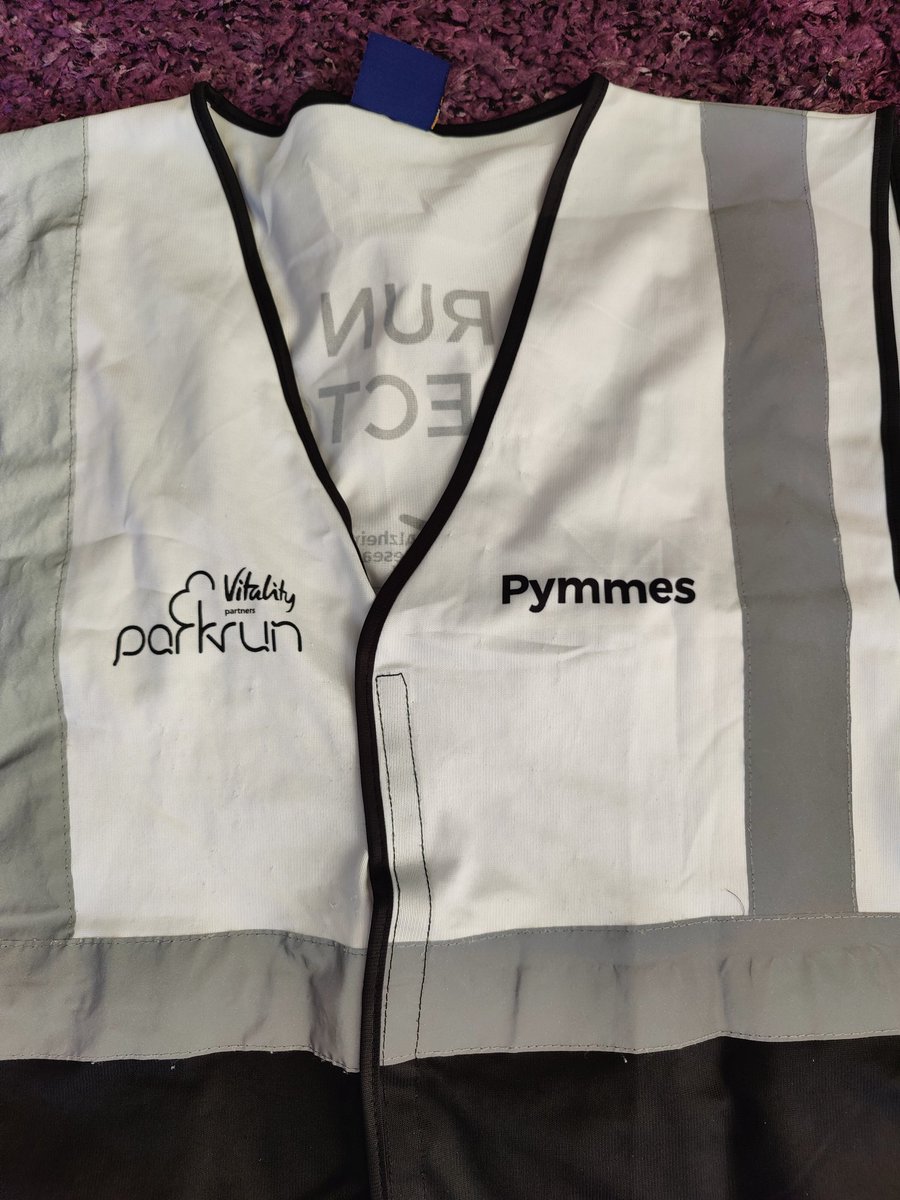 MatKillward's tweet photo. Today's activity was facilitating the #WeActiveChallenge for others: I was #RunDirector for @pymmesparkrun 😎😍
#NursesActive @WeCommNurses @WeNurses
#loveparkrun https://t.co/NbKHBVkyTD