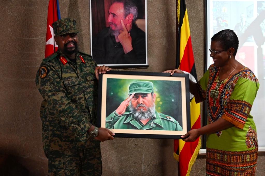 JonahRuhima's tweet photo. "Fidel Castro means a lot of things to the people of Uganda and Africa. He has a very special place in the hearts of Africans because of his vision, passion for our liberation and his very brave actions to help the peoples of Africa to acquire their own freedom," @mkainerugaba https://t.co/FlSJ35UW2t