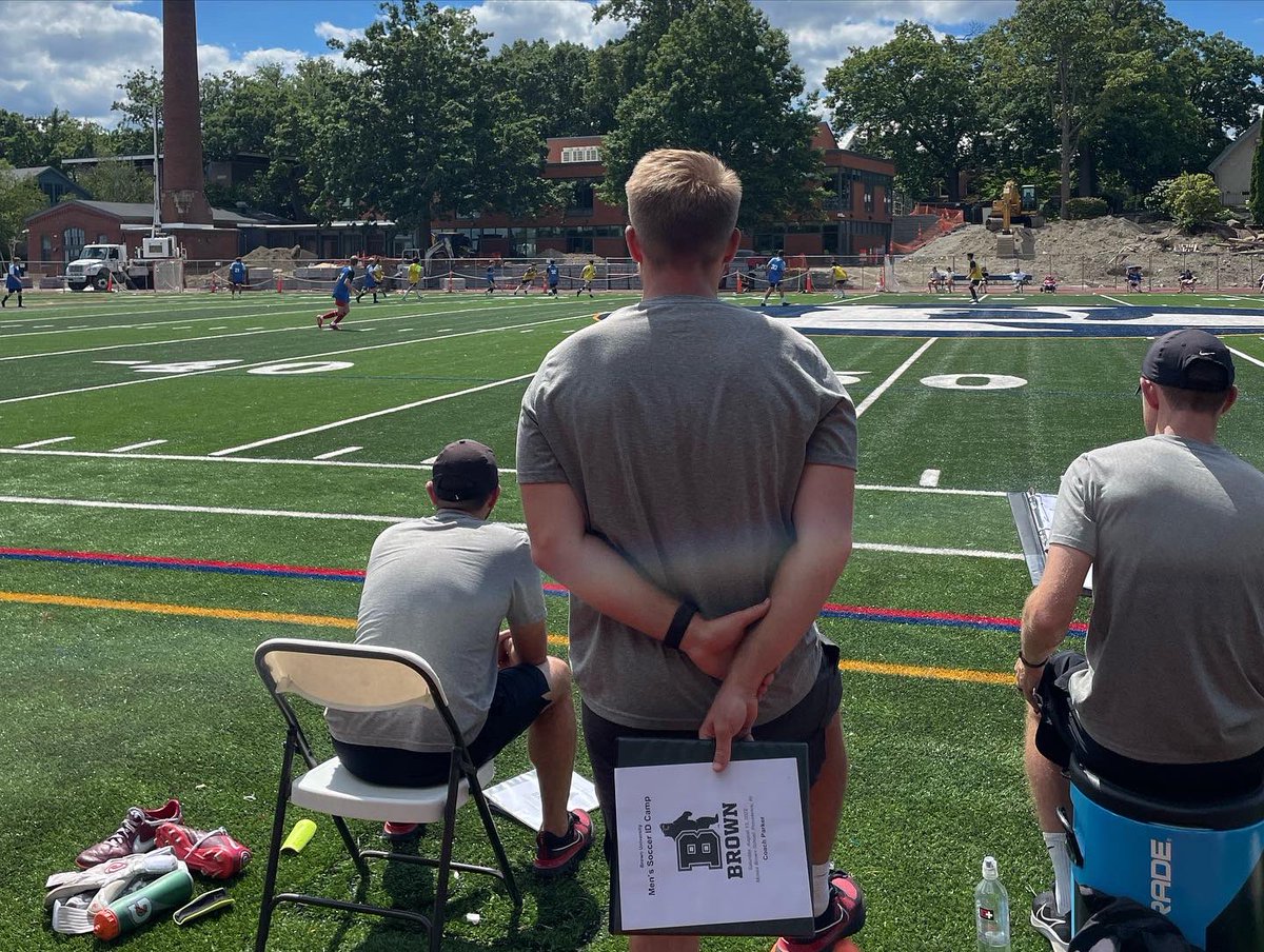 BrownU_MSoccer's tweet photo. That’s a wrap folks👏🏼 First Summer of ID Camps as a new staff ✔️ 

Up next, preseason❗️ https://t.co/9KFX0uZDU7