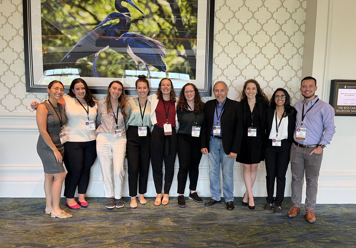 Rebecca Barnett 🌈 tweet media