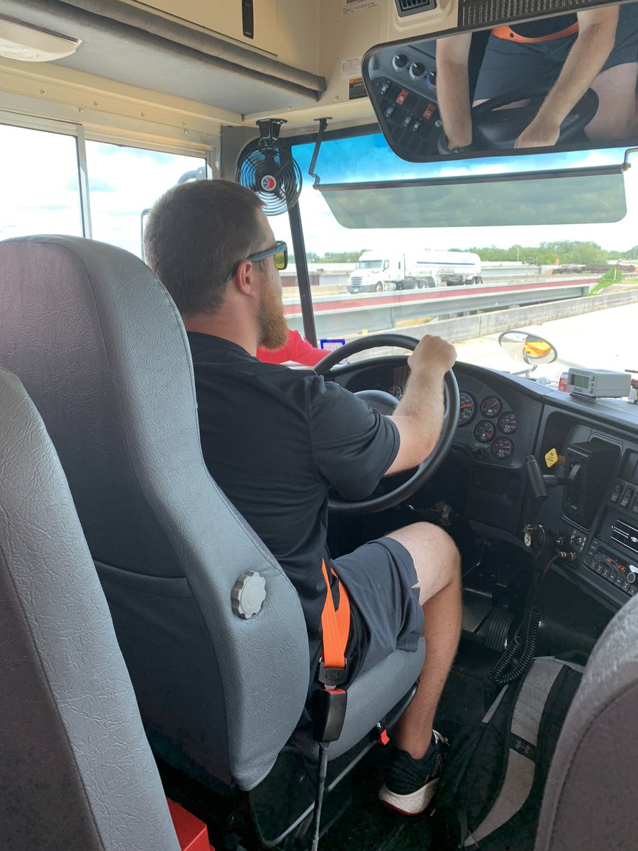 JamesDontTweet1's tweet photo. I’m probably the best bus driver I know. Getting kids from point A to point B is truly a calling… and no one is better at it than me. Sidenote, I can’t wait to see my doggies. But I’m not gonna tweet about it because I don’t have Twitter. #DontTweetMe #SnapMeBro https://t.co/LPc5MiFOIb