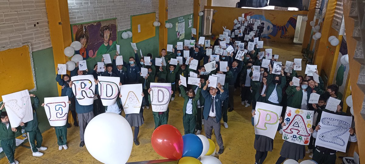 Elvis_torresp's tweet photo. #LaEscuelaAbrazaLaVerdad
#miescuelaabrazalaverdad
@ComisionVerdadC
Liceo San Pablo - Bosa https://t.co/EPdtVYBFLW