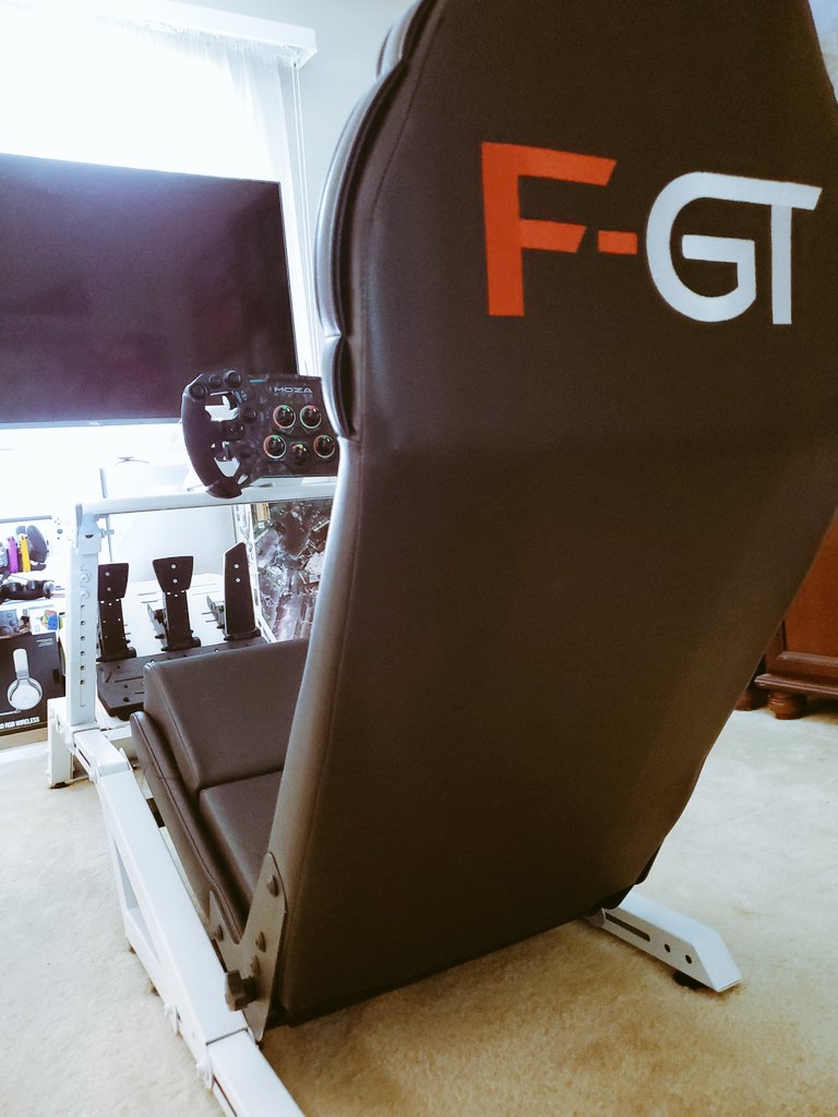 Laxr_'s tweet photo. Got that @moza_racing ecosystem to go off track even more.

GS Wheel
SR-P Pedals
White @nextlvlracing F-GT cockpit to match the White R9 base. https://t.co/Zc7dguCBWo