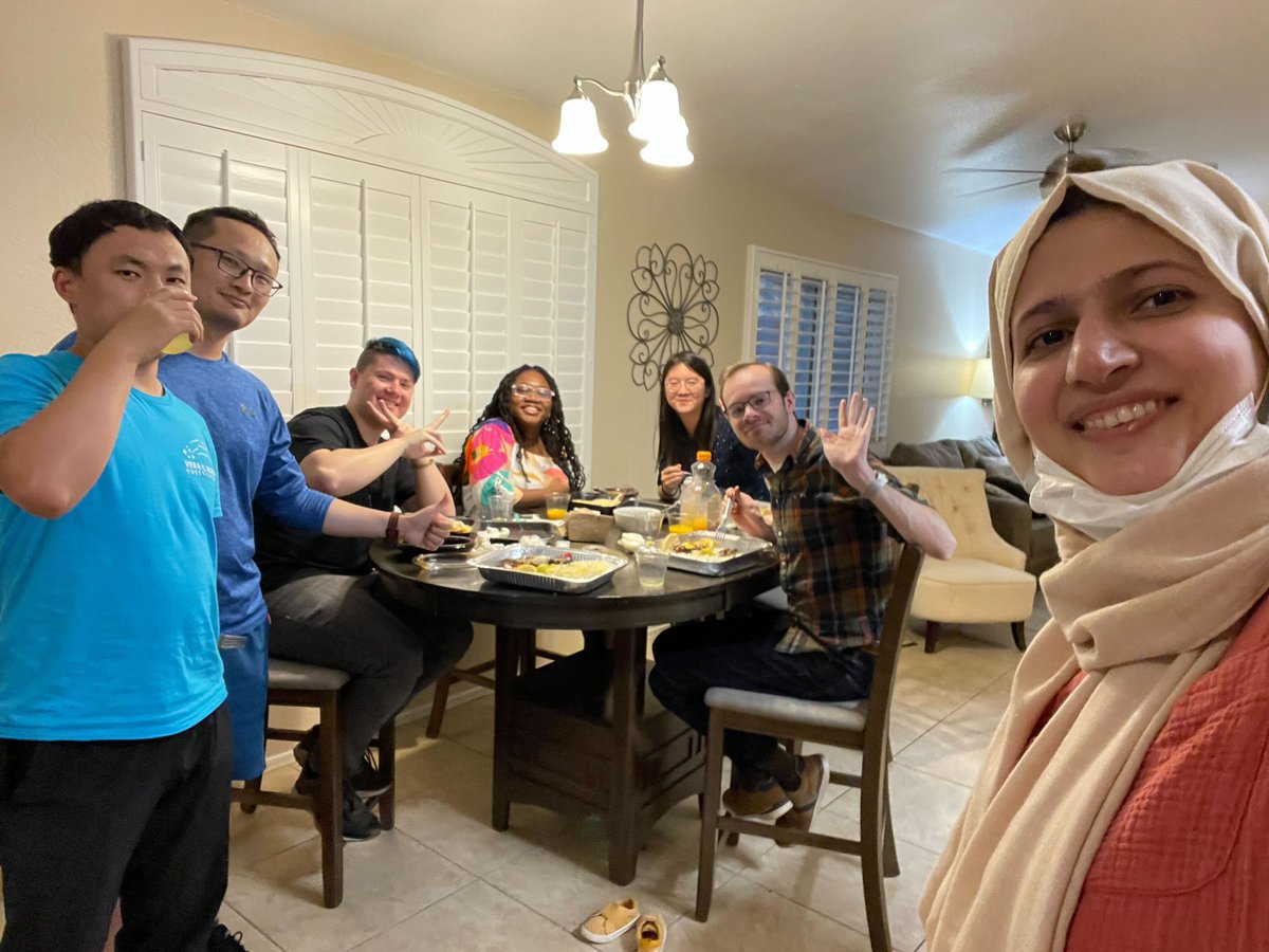 fedhere's tweet photo. It was incredible to see the @VRubinObs family in person again at 300ppl Project a Community Workshop in Tucson and bring my own 7ppl (!!) crew #fastlab ❤️❤️❤️ https://t.co/WZeDs8zB9y