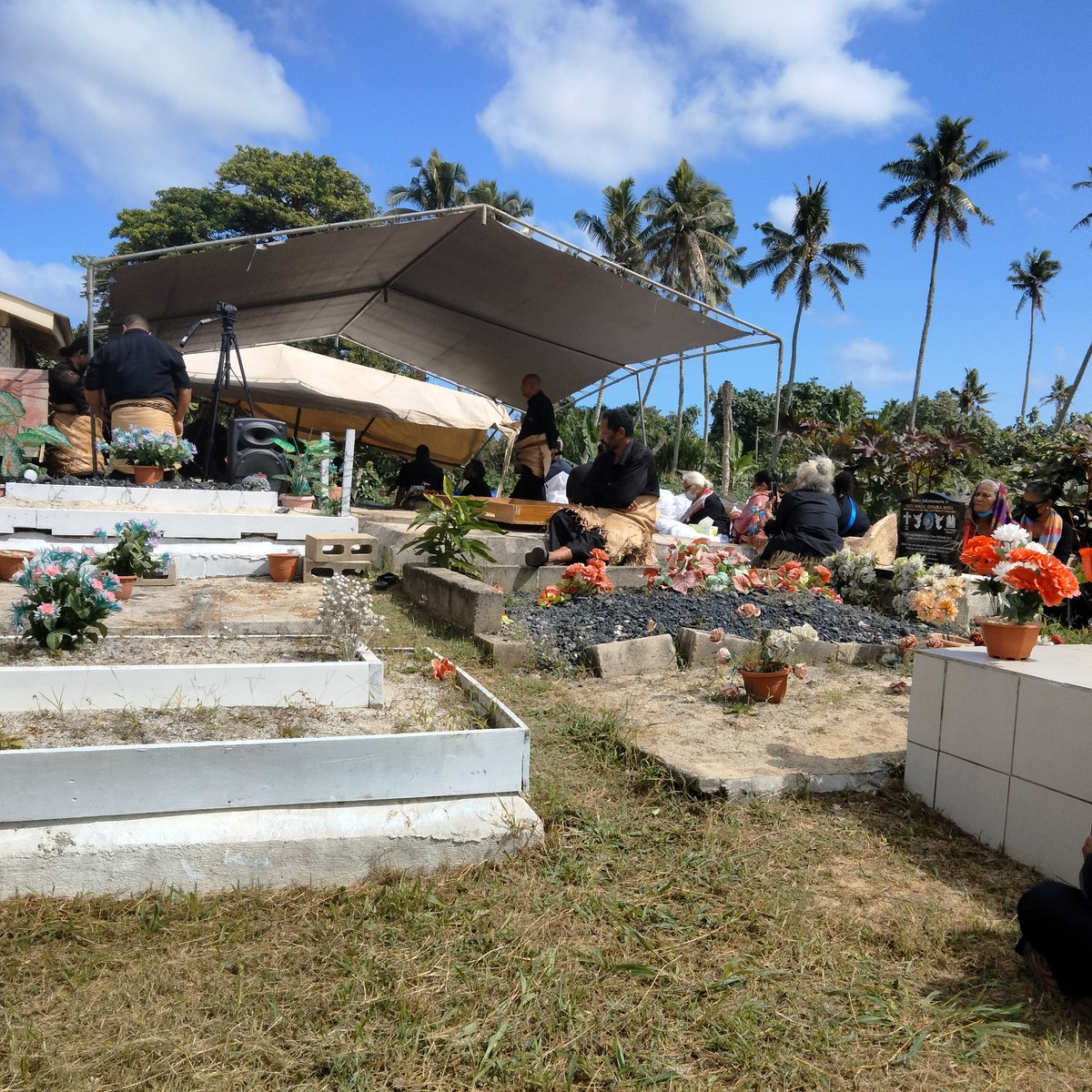 fekita_u's tweet photo. Joined my Katoa family in farewelling first cousin Kaufoou Katoa Taufa (RIP).  Ofa lahi ATU famili https://t.co/OrRQKaxtyg