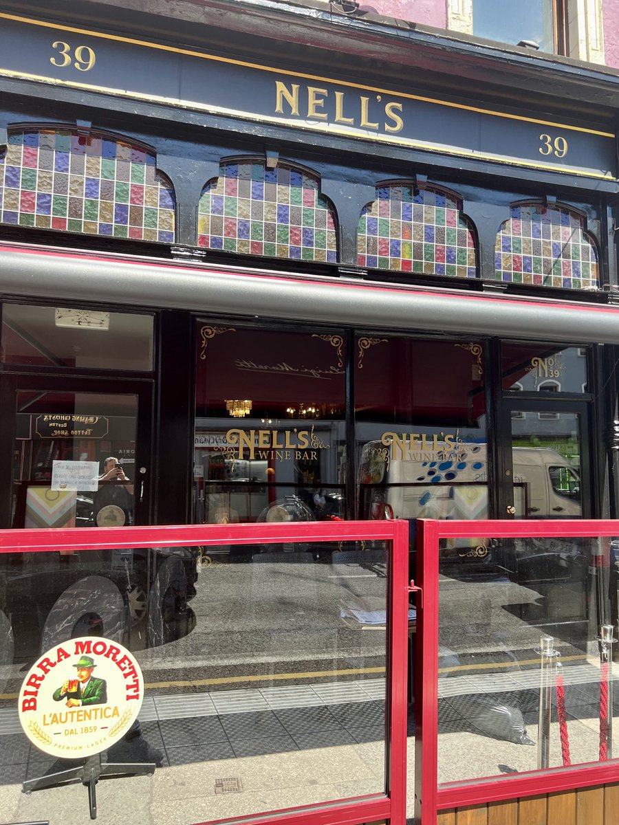 Another new wine bar on MacCurtain Street! #crossthebridge