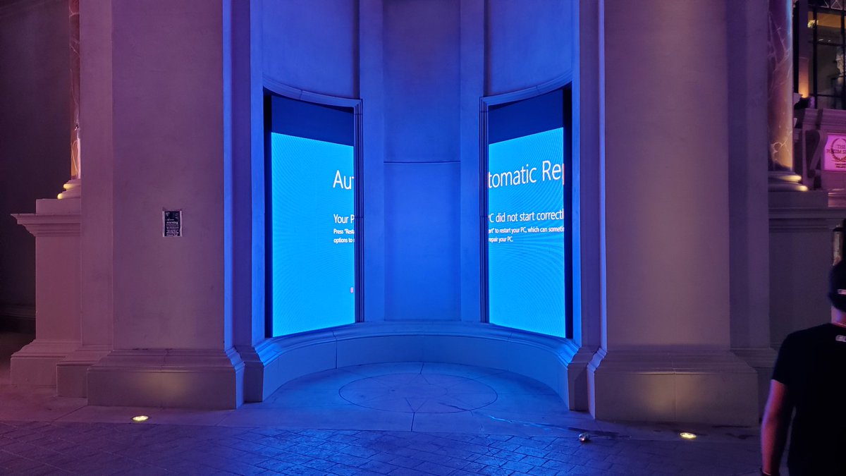 bryantbrabson's tweet photo. There's a 99.9% chance during #Defcon2022 that someone will notice that your Windows-based digital sign infrastructure crashed.

#theforumshops https://t.co/57R6UNkfrt