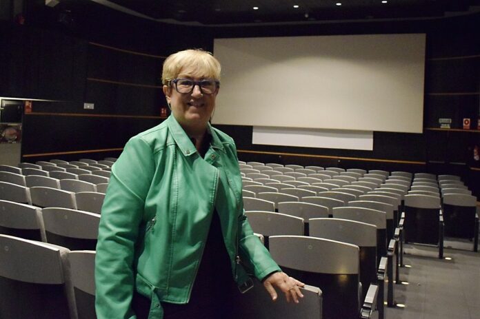 VascoCine's tweet photo. LA CINEASTA NAVARRA HELENA TABERNA PRESENTARÁ EN EL FORO DE COPRODUCCIÓN DEL FESTIVAL DE SAN SEBASTIÁN SU PRÓXIMO PROYECTO, “NOSOTROS”
#cinevasco #EuskalZinema #70SSIFF #Zinemaldia #HelenaTaberna #Nosotros #IsaacFosa #FinalFeliz #LamiaProducciones
https://t.co/rrwsk82jGa https://t.co/uJeyOuaAX5