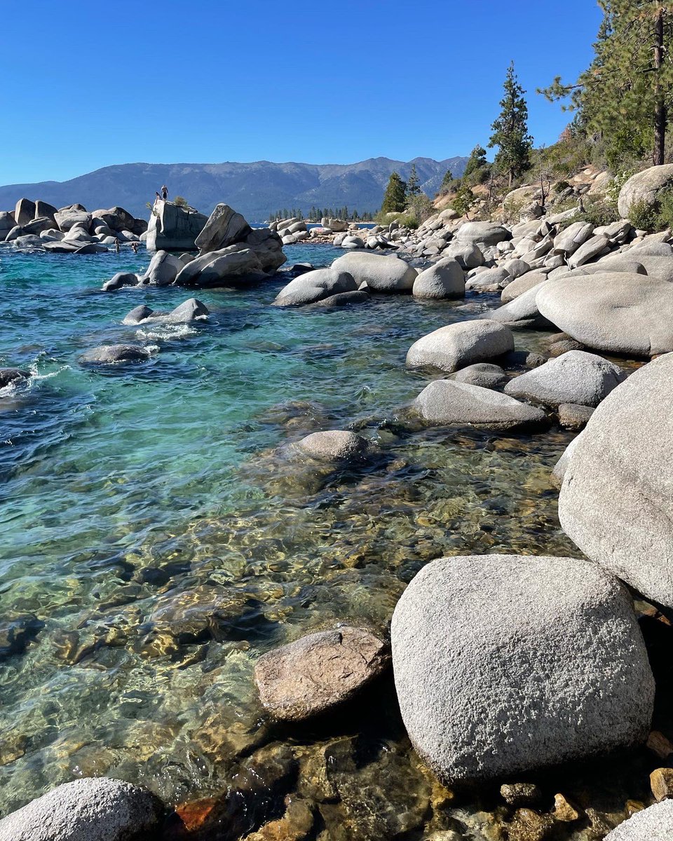 theride_cali's tweet photo. Third Stage ✅

Fewer kilometers than the last two days to make the entire loop of Lake Tahoe!

Now, a well-deserved rest day in which we will make sure to get plenty of rest for the upcoming stage to Yosemite. 

Stay tuned!

Donate on link in Bio!!

#cycling #theride #adventure https://t.co/YbvBy0R794