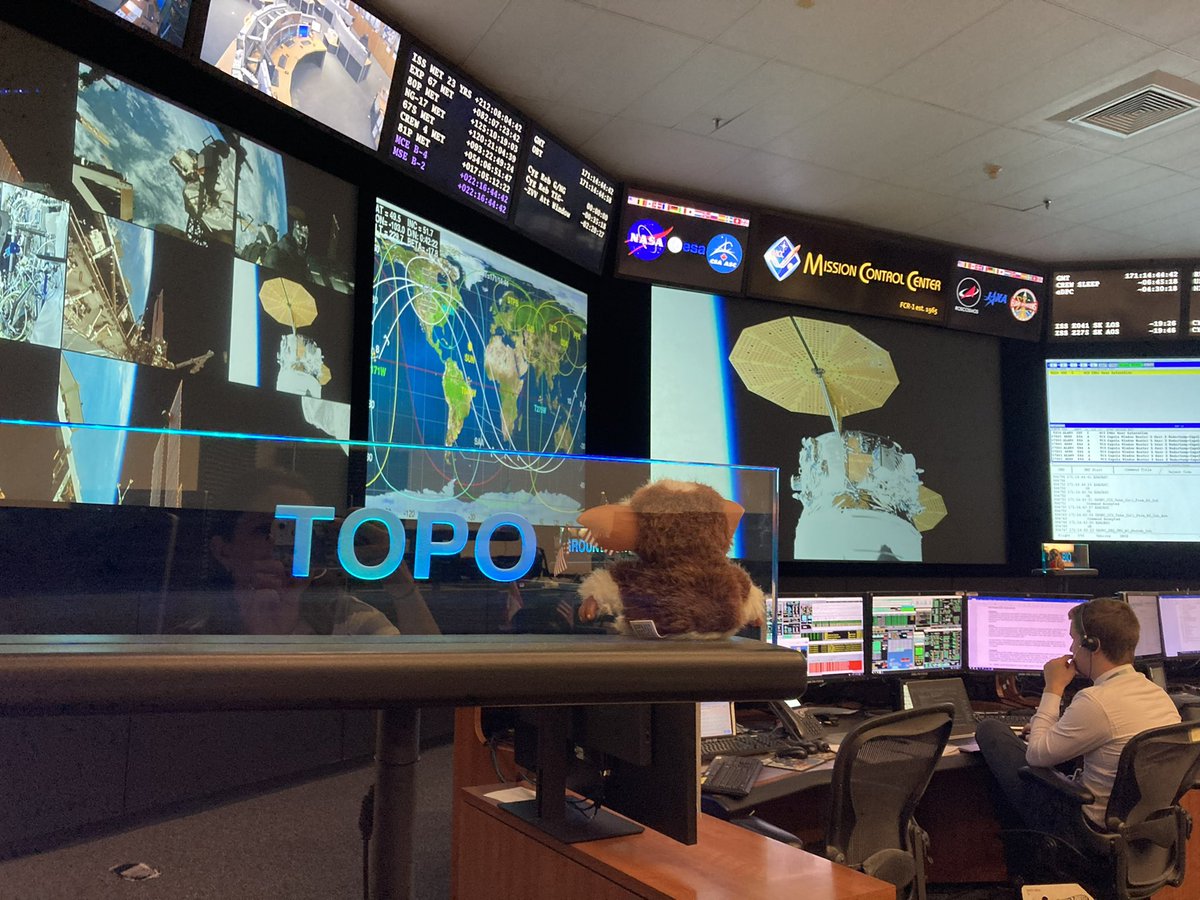 tperko12's tweet photo. I just became the Trajectory Analyst in Mission Control for Increment 67/68! To celebrate, here are some of the cool projects I’ve been working on (plus pics) leading up to this: Crew 3 rendezvous, Russian EVA 52 jettison, NG-17 berthing, and Cygnus reboost ops https://t.co/buf8EQ2X1B