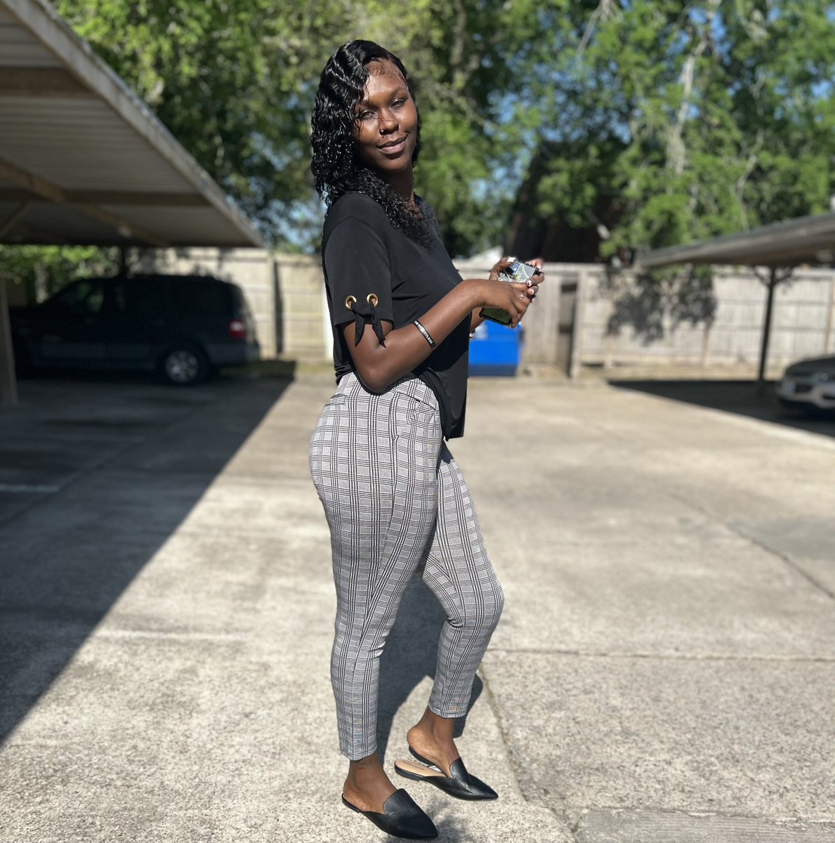 BSA_Lamar's tweet photo. Y’all might know her as Dez but we know her as Prez!
•Destini is a forensic science major and psychology minor                               •BSA President @htxdezz https://t.co/O4ImRRbzBl