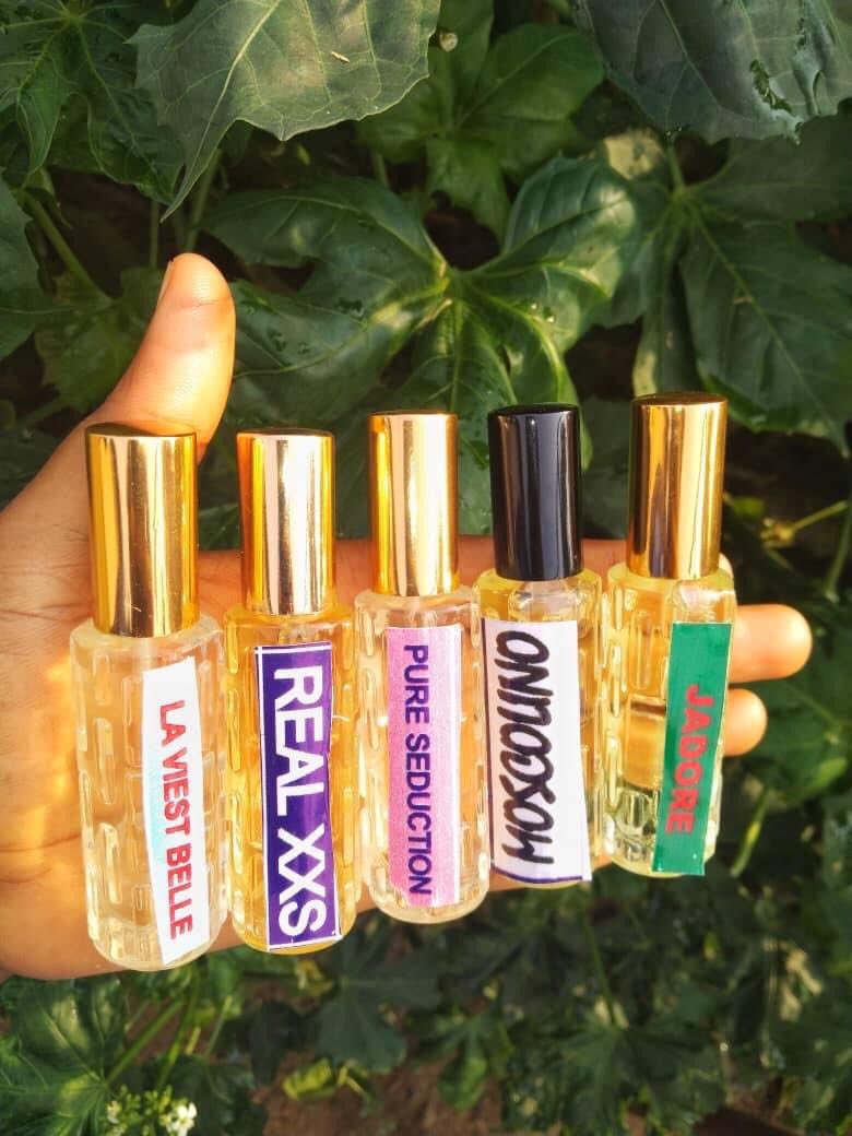 MrDeezeth's tweet photo. Smell nice with us.....Pick ur choice and slide into my DM https://t.co/3Zs0mKURga