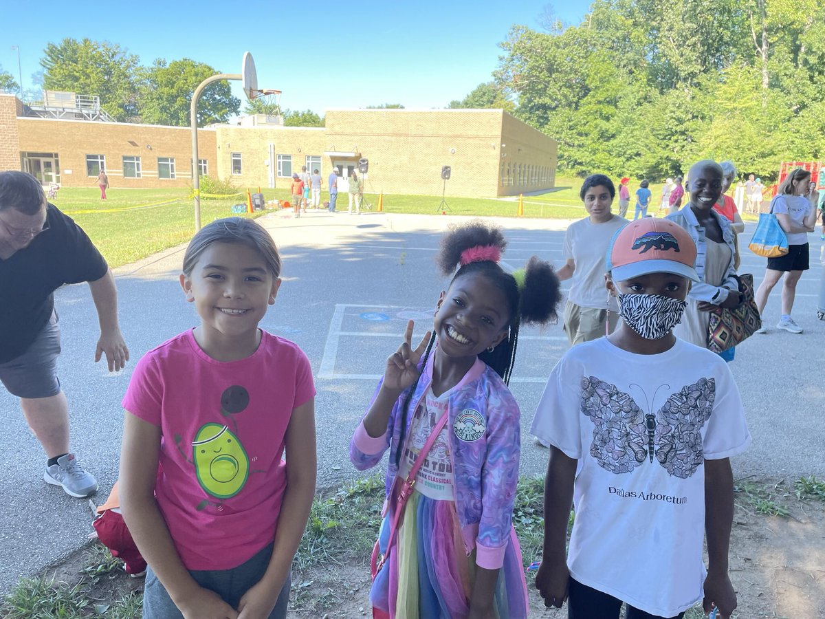 Thank you to all those who were able to join us for our community event at LoES!