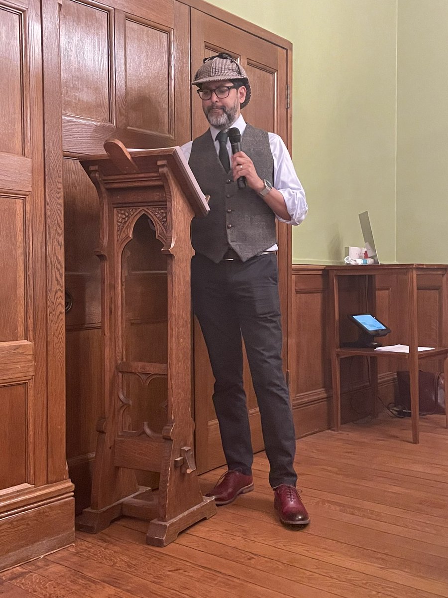 Shotsblog's tweet photo. @radiomukhers playing a police officer at the @HildasCrime #MurderMystery play #MurderInGreen Play written by @PhilipGooden @sthildas_events @sarah_hilary #HCFW22 https://t.co/7mKPHo013g