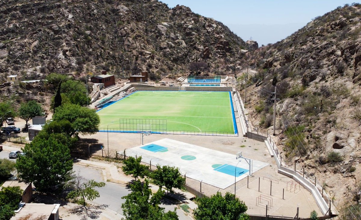 MatiasLammens's tweet photo. Esta iniciativa es parte del plan de mejora de infraestructura deportiva:
🏋️ Puesta en valor del #CeNARD y del #CeNaDe.
🏟 Programa Federal de Infraestructura Deportiva, que consiste en siete Centros de Desarrollo Deportivo,
⚒ Las 3200 obras en clubes y 150 en polideportivos. https://t.co/lZAfdqVPah