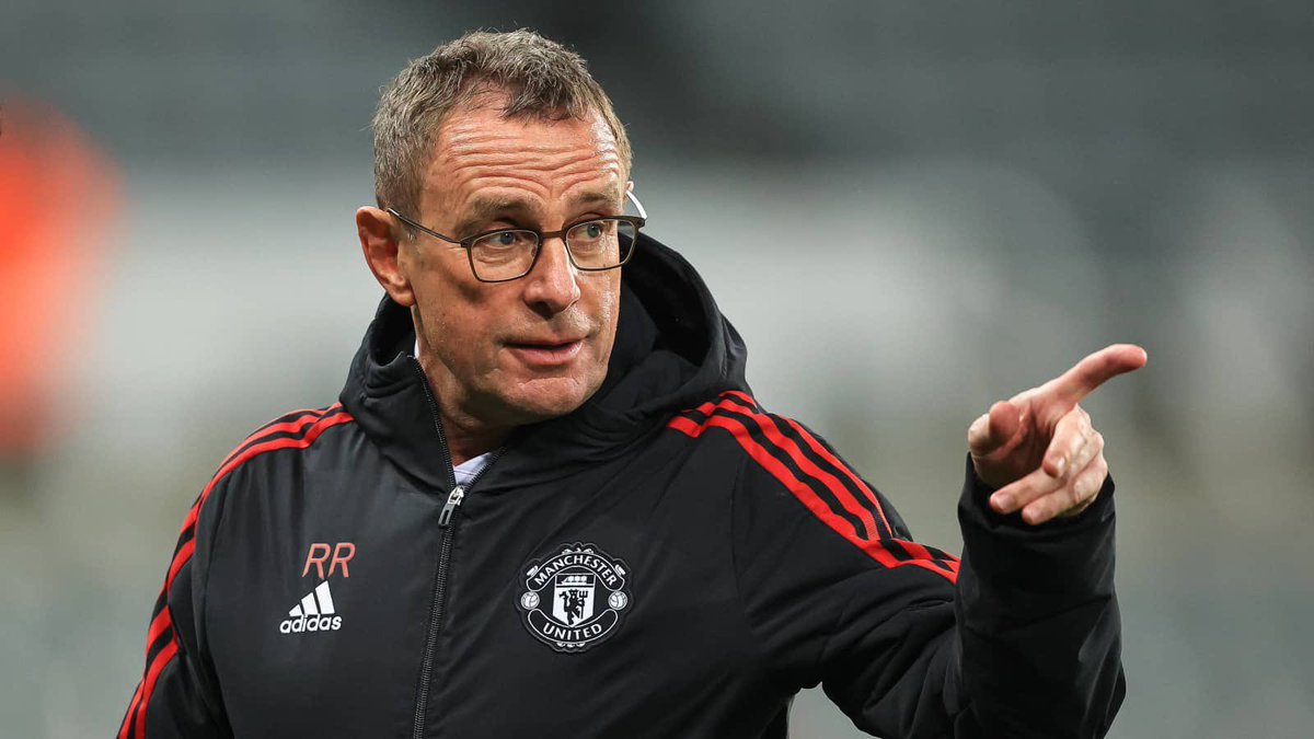KevinAshford7's tweet photo. All hail Ralf Rangnick …. The Only Manchester United manger to actually stand up and question this current Glazer regime. #GlazersOut #GlazersOutNOW #EmptyOldTrafford #mufc https://t.co/kfPxDH9u44