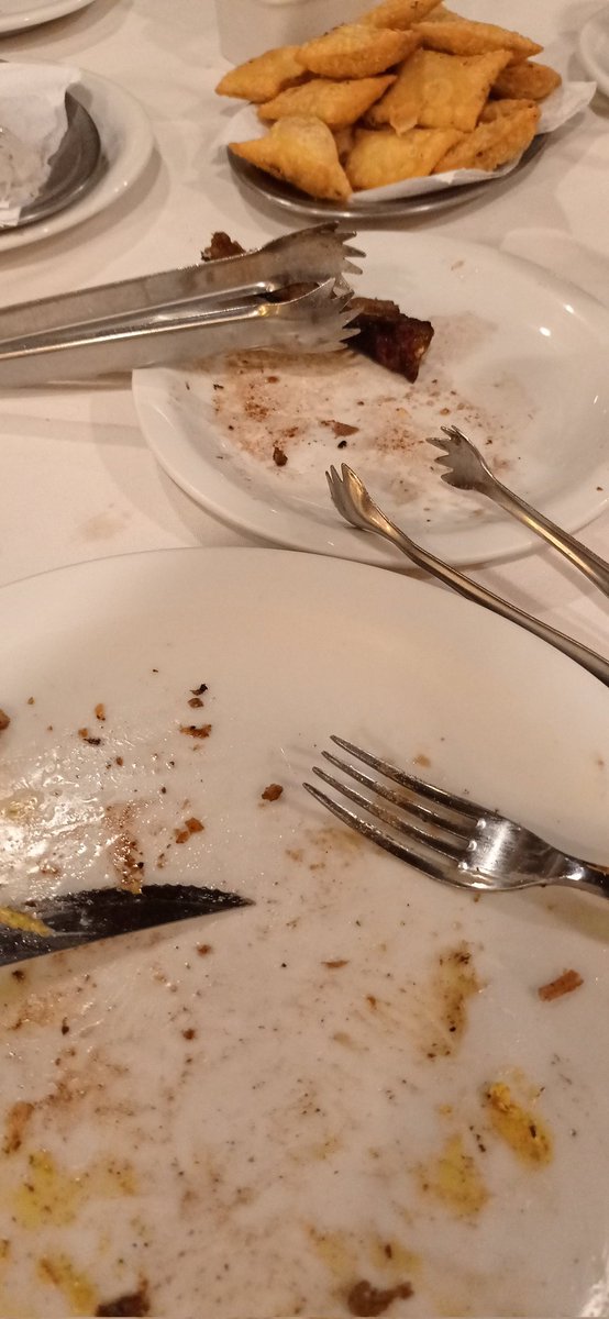 hidefps_'s tweet image. Povo brasileiro,

Não vou abrir live hj, estou comemorando meu aniversário atrasado hehehe
Bom fds pra todos

Lembrei de tirar a foto dps q comi