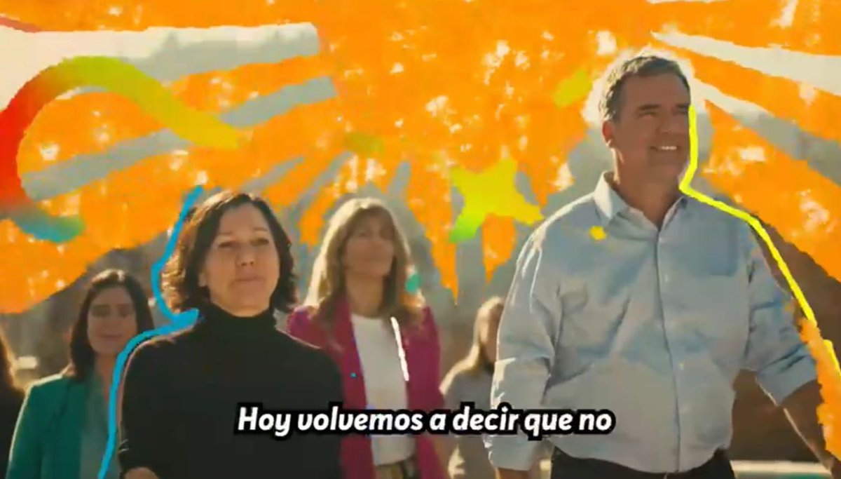 matiaswalkerp's tweet photo. Son muy miserables para pretender, desde su falsa superioridad moral, juzgar la forma en que @javiparada debe vivir con el duelo del cobarde asesinato de su padre. Admiro la forma en que se sobrepone a esta cobarde cancelación, para seguir luchando por una buena constitución 🇨🇱🌈 https://t.co/5YMxi1tol1