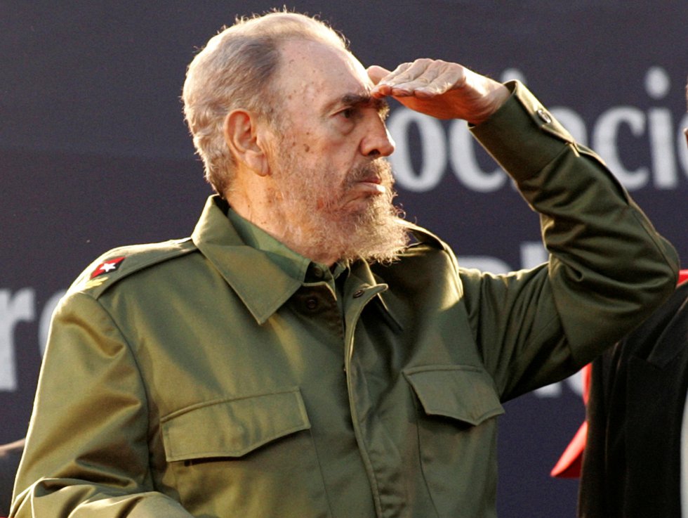 #SegurosEnCuba
#FidelPorSiempre 
#FidelVive 
El politólogo y sociólogo argentino Atilio Borón aseguró en Bs.Aires  que el líder de la Revolución cubana, Fidel Castro (1926-2016), continúa siendo una luz que guía la lucha contra la dominación imperialista